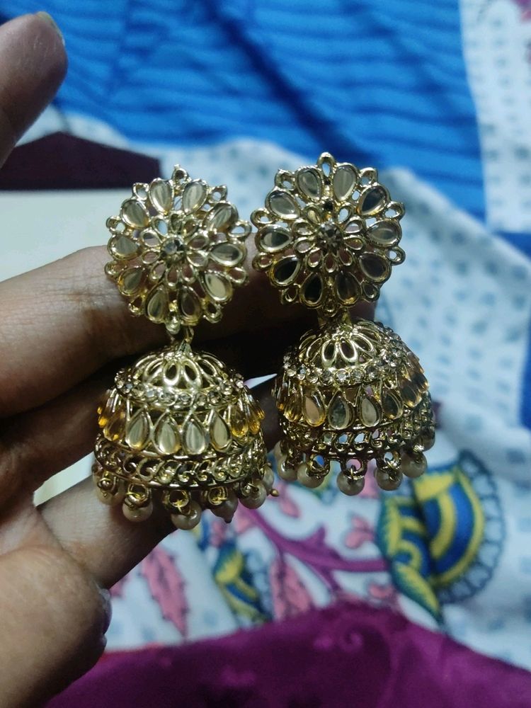 Golden Kundan Jhumka