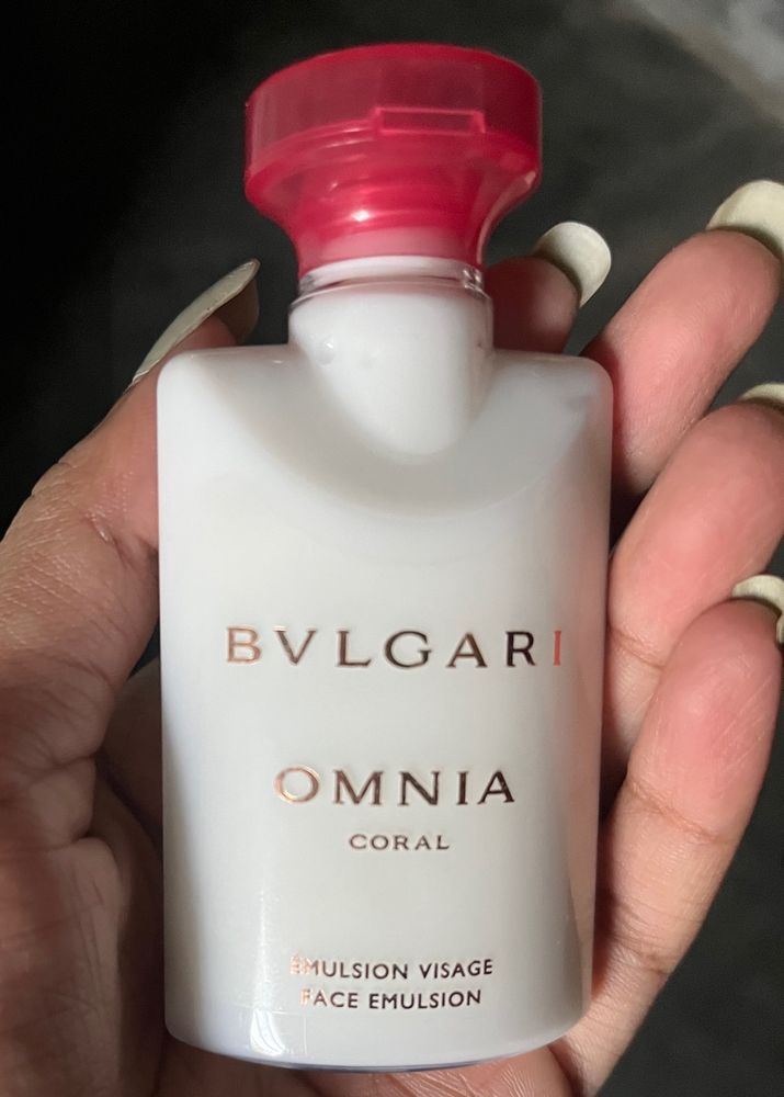 BVLGARI omnia Coral Face Emulsion - 40 mL