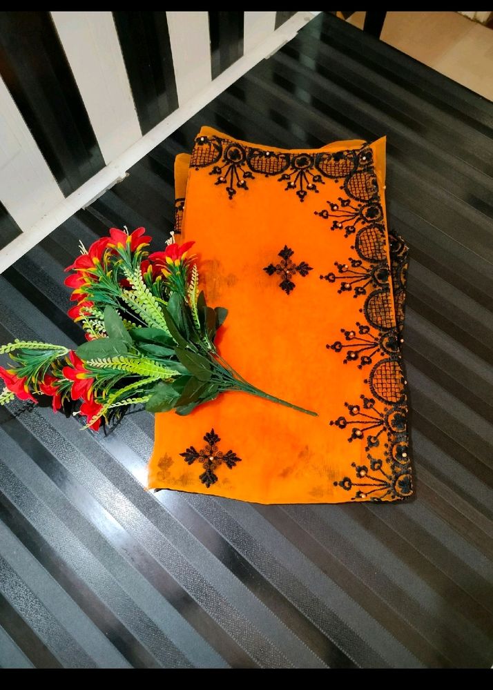 Designer Saree 🧡