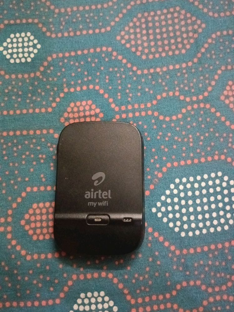 Airtel AMF-311WW With 3 Month 1.5 GB Data Free Ins