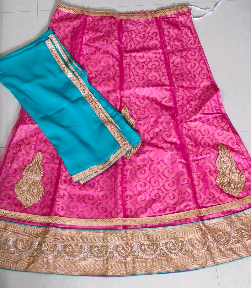 LEHENGA WITH SHAWL