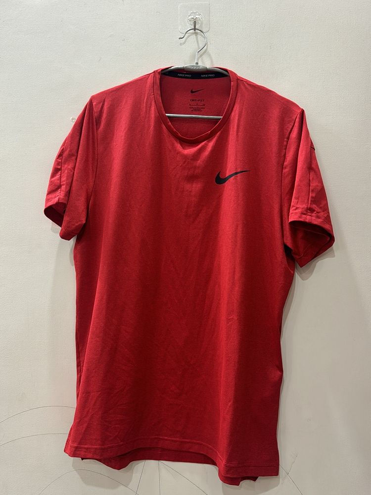 Nike Sportswear Tshirt