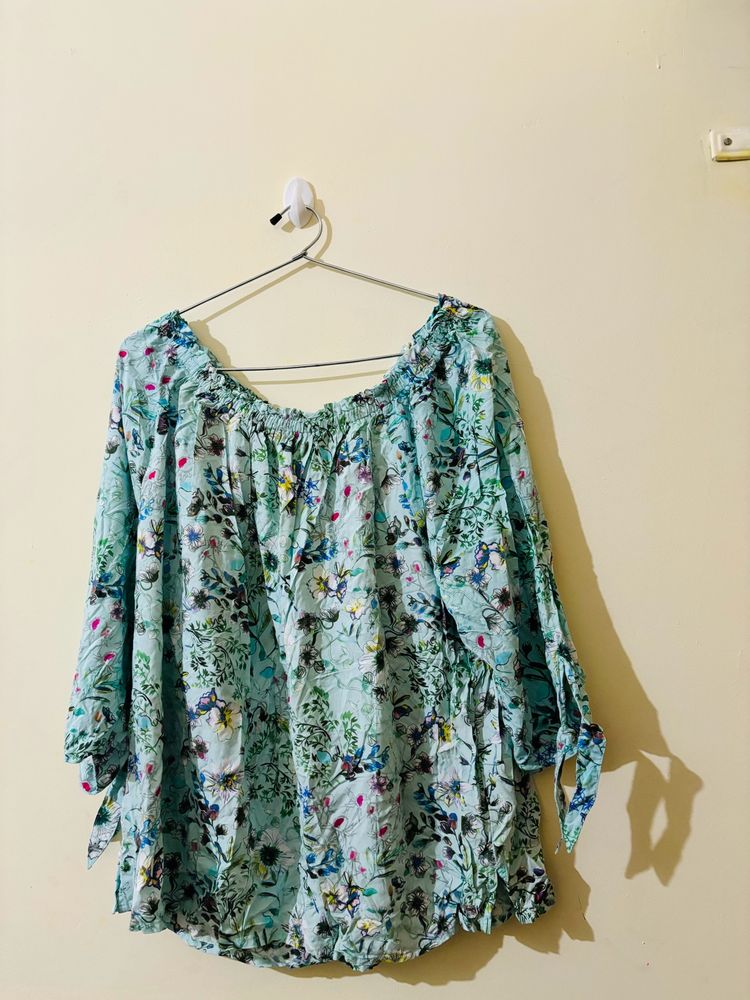 Off shoulder Floral Printed Top