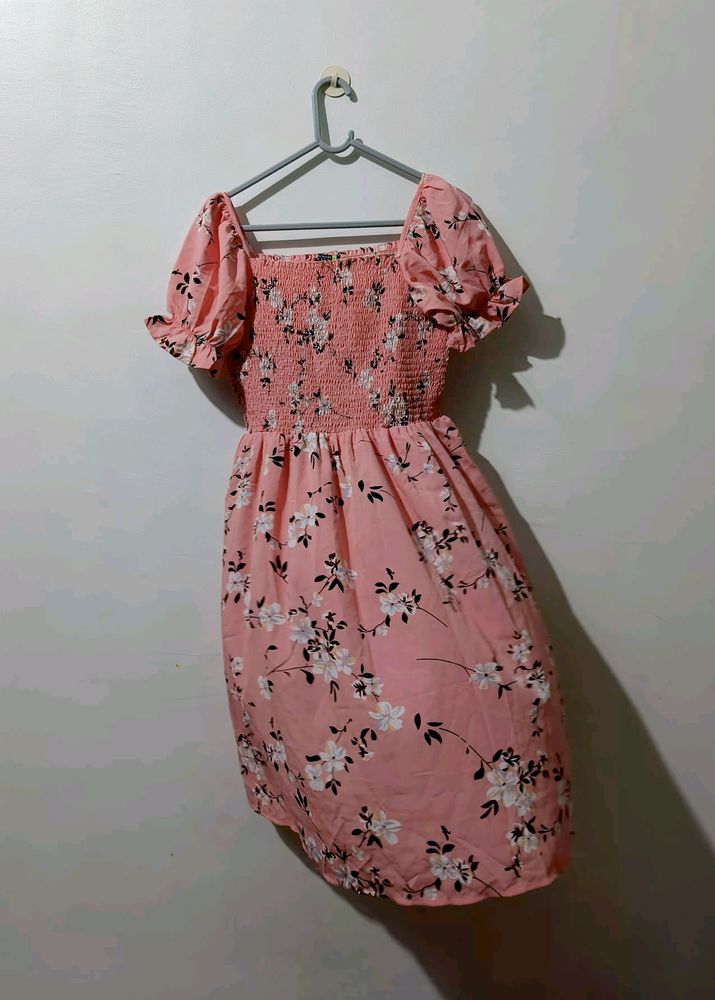 Tokyo Talkies Coral pink & White Floral Dress