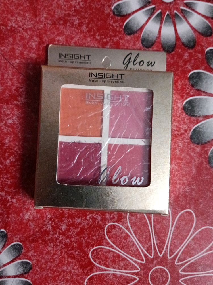 Insight Glow Blusher