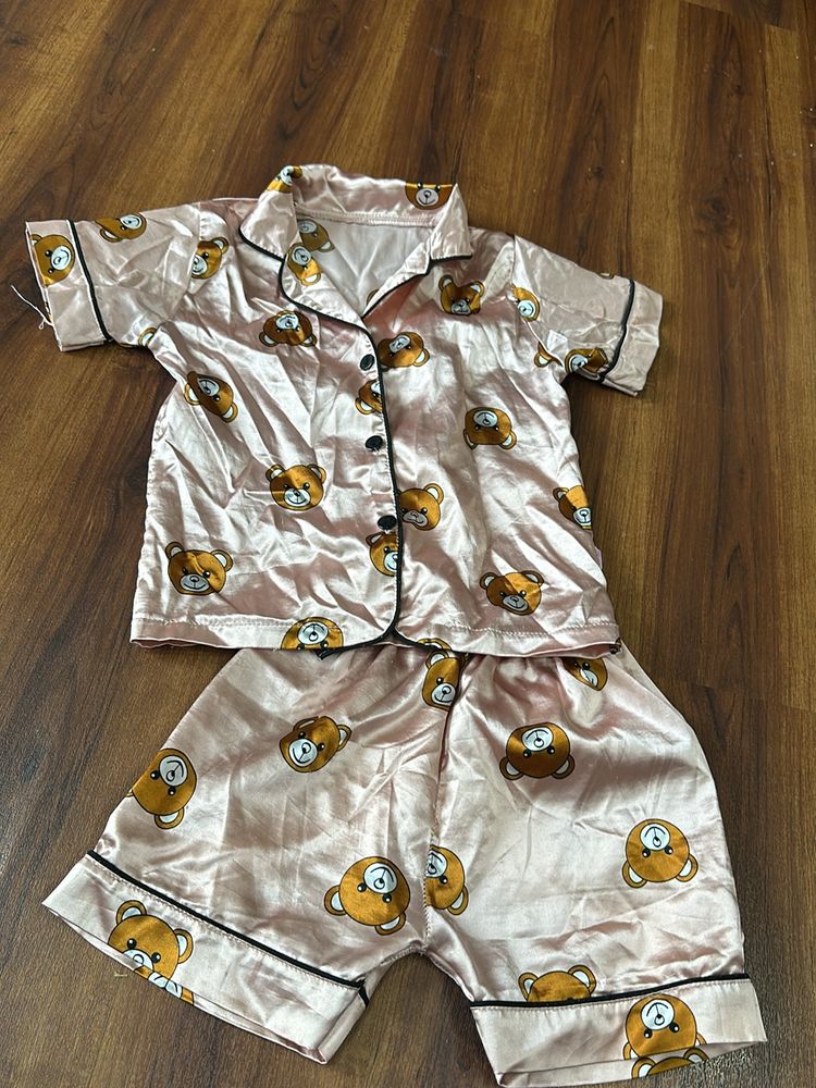 Unisex night wear for kids 4-6yrs old