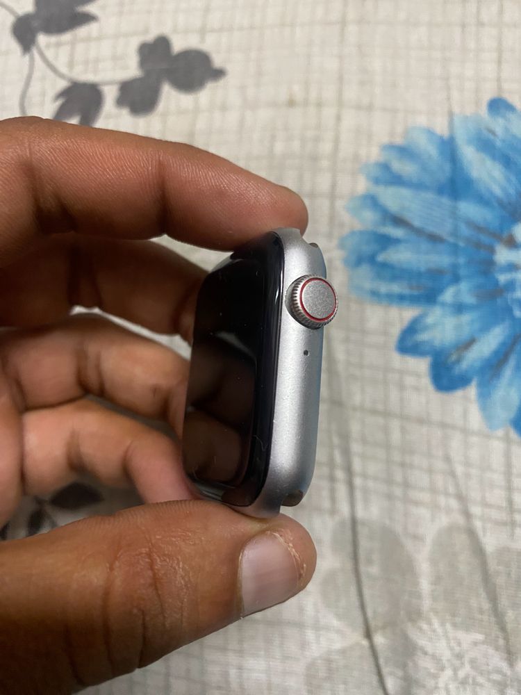 Apple Watch SE First Copy