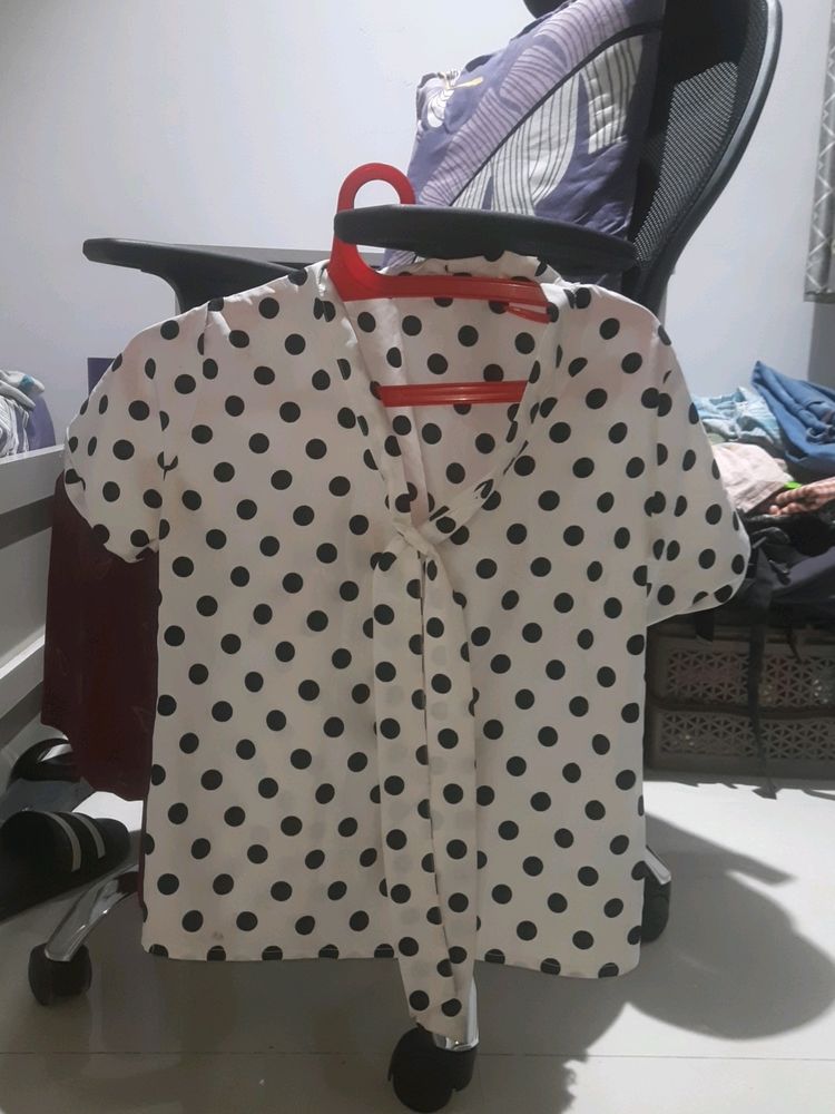 New Polka Dot White Top With Tie