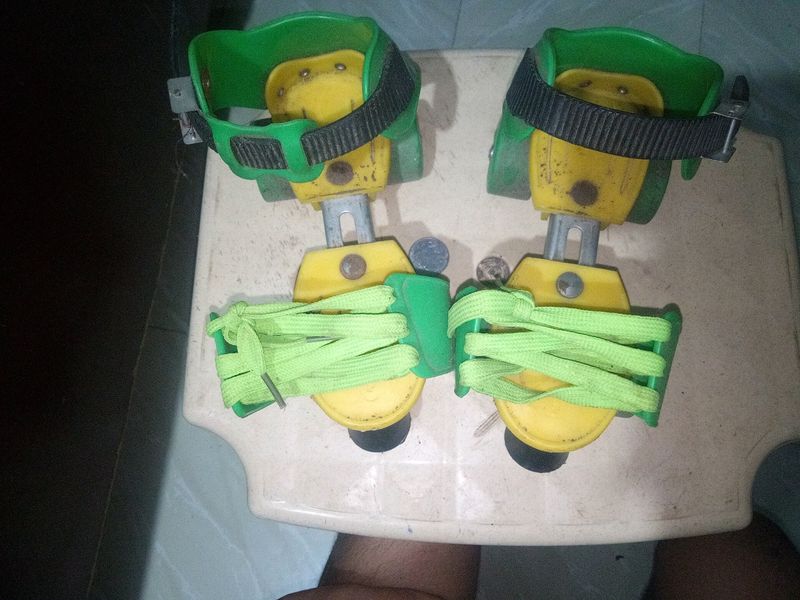 Sandal Roller Skates