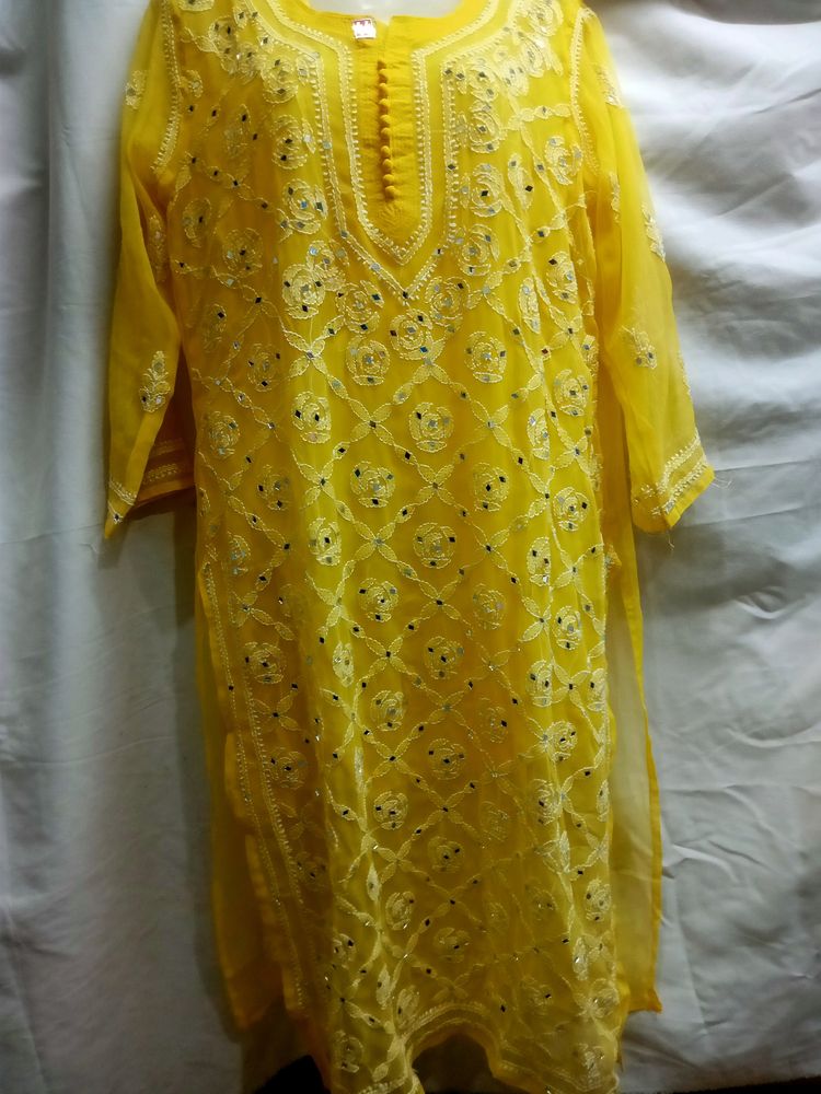 Mirror Wark Laknavi Kurti