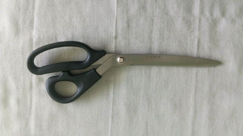 Tailoring scissors