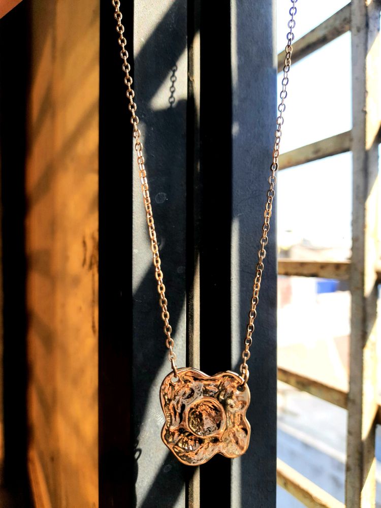 Rose gold pendant chain