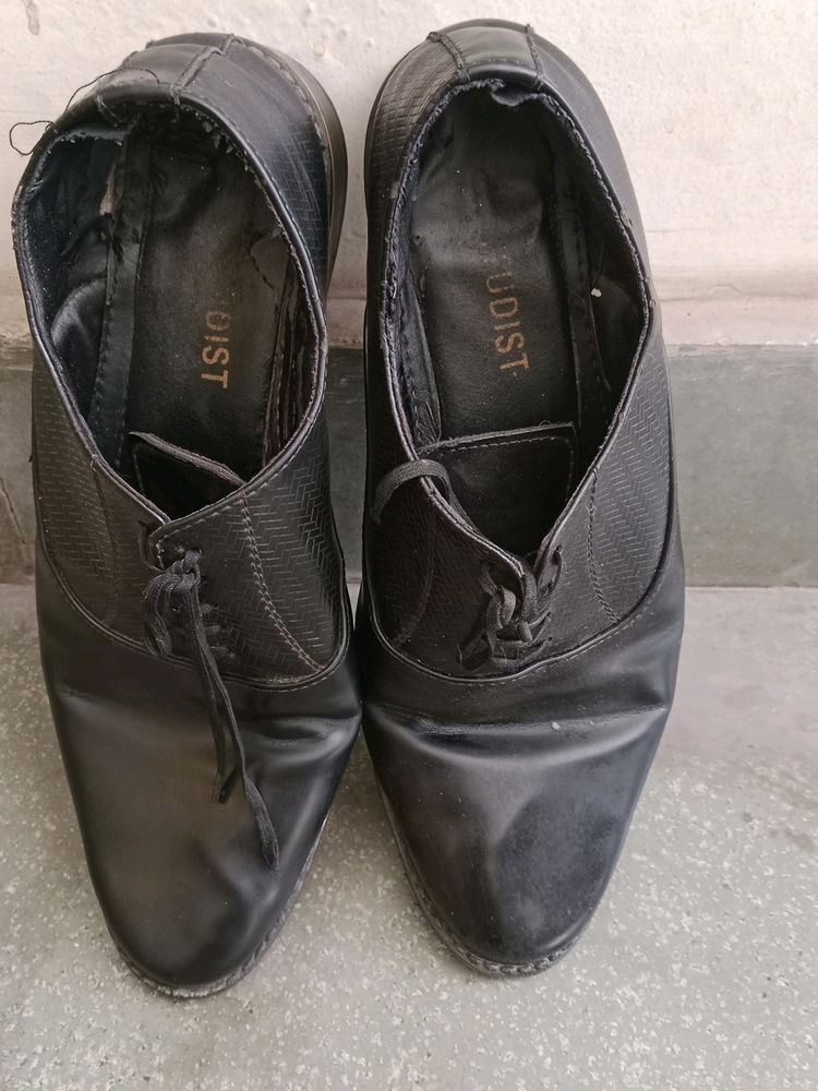 Attitudist Black Formal Shoes