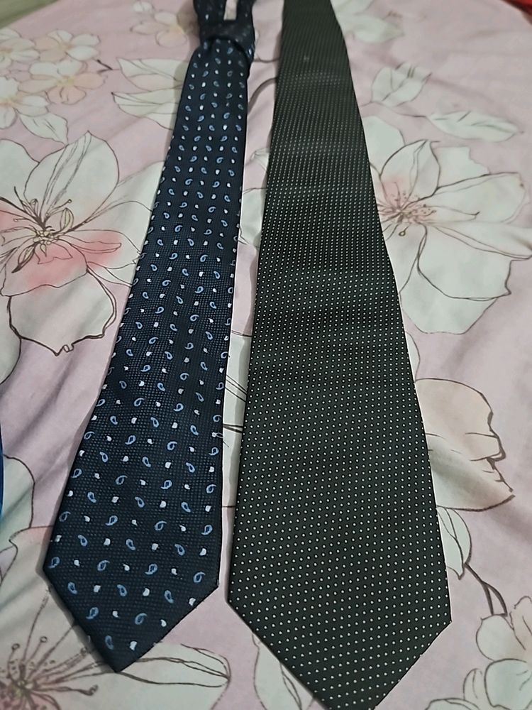 Formal Tie