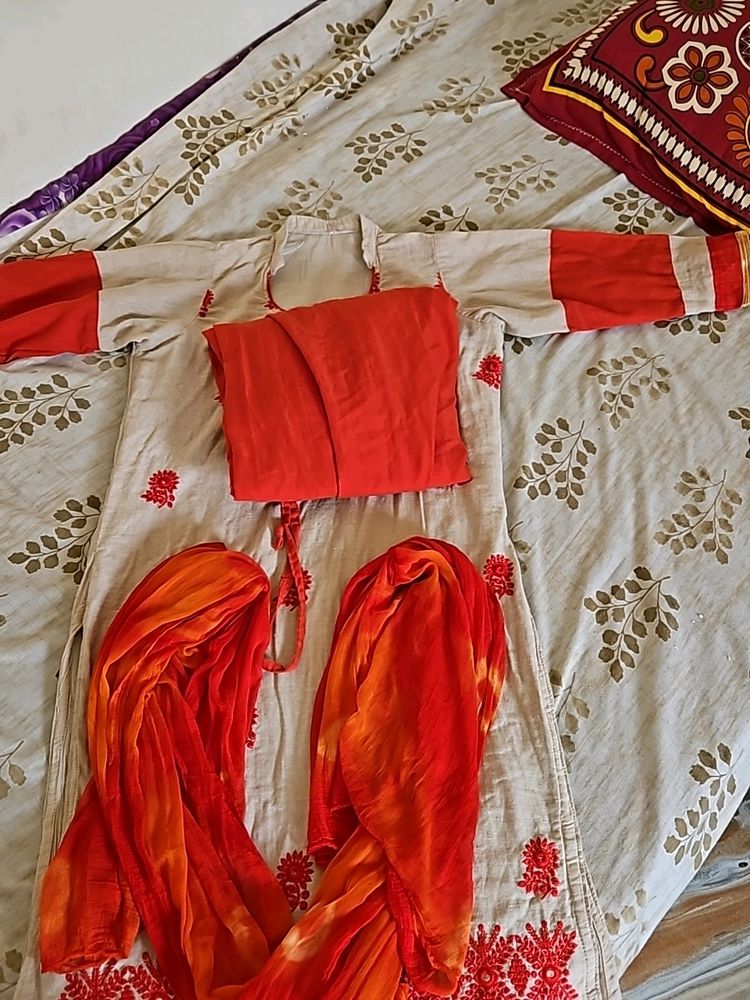 Kurta Dupatta Set