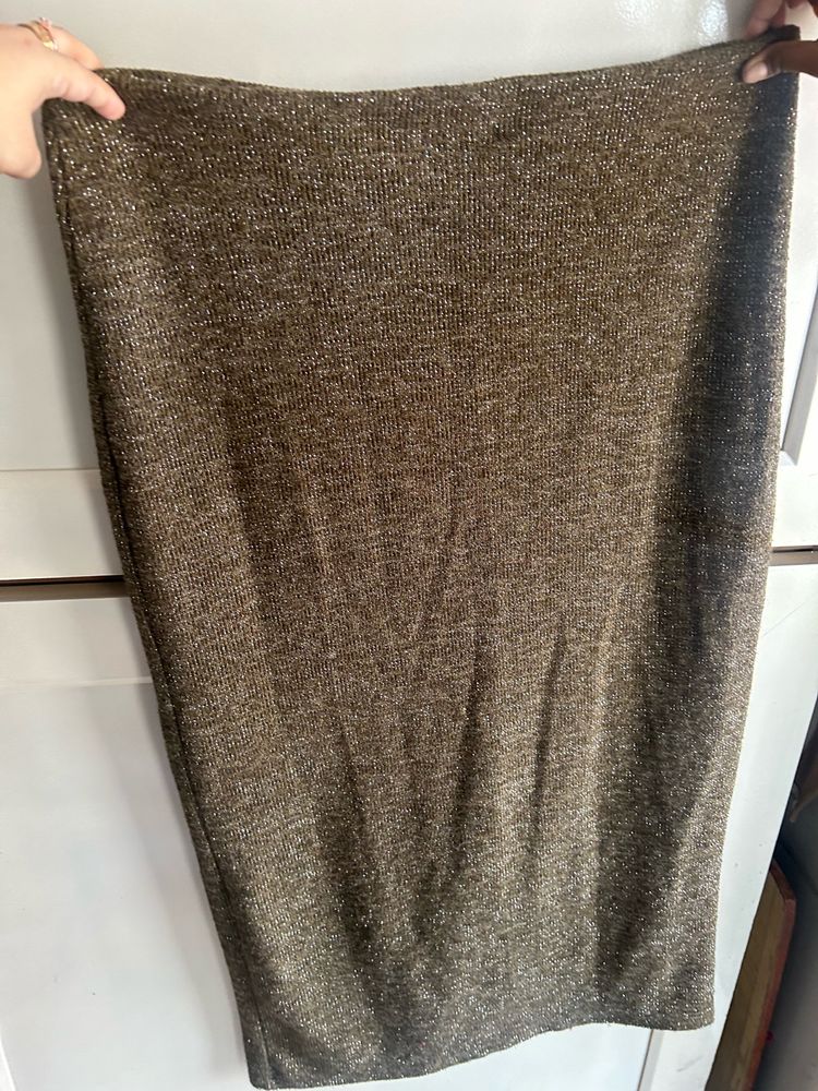 Plus Size Maxi Full Length Knit Skirt - Not Worn