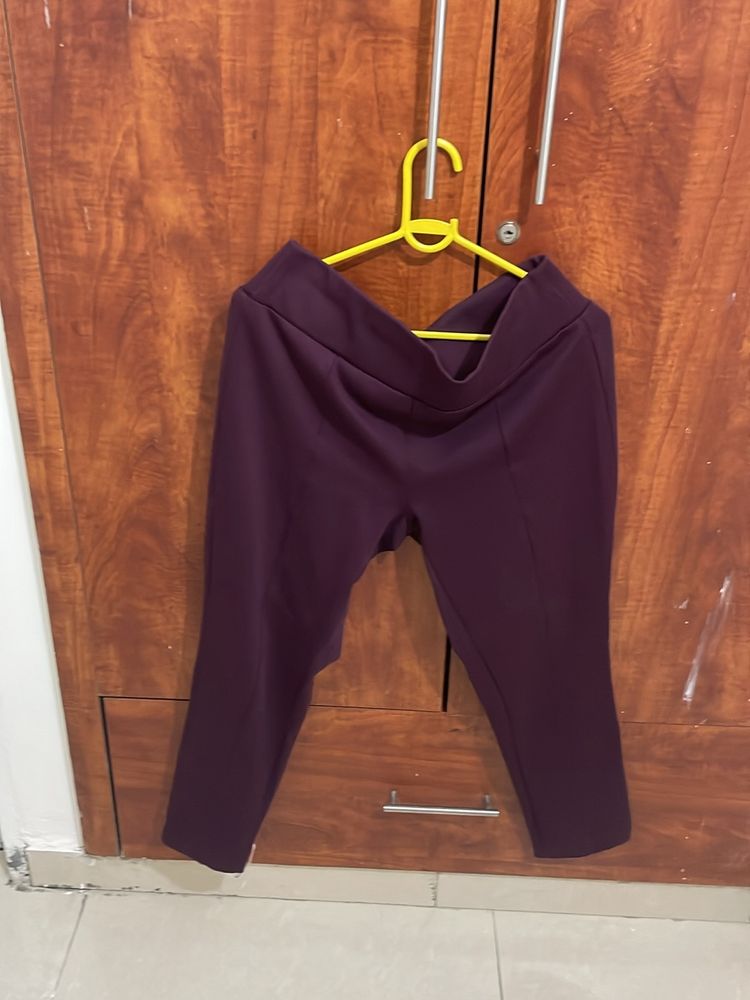 Wine coloured fitted jeggings