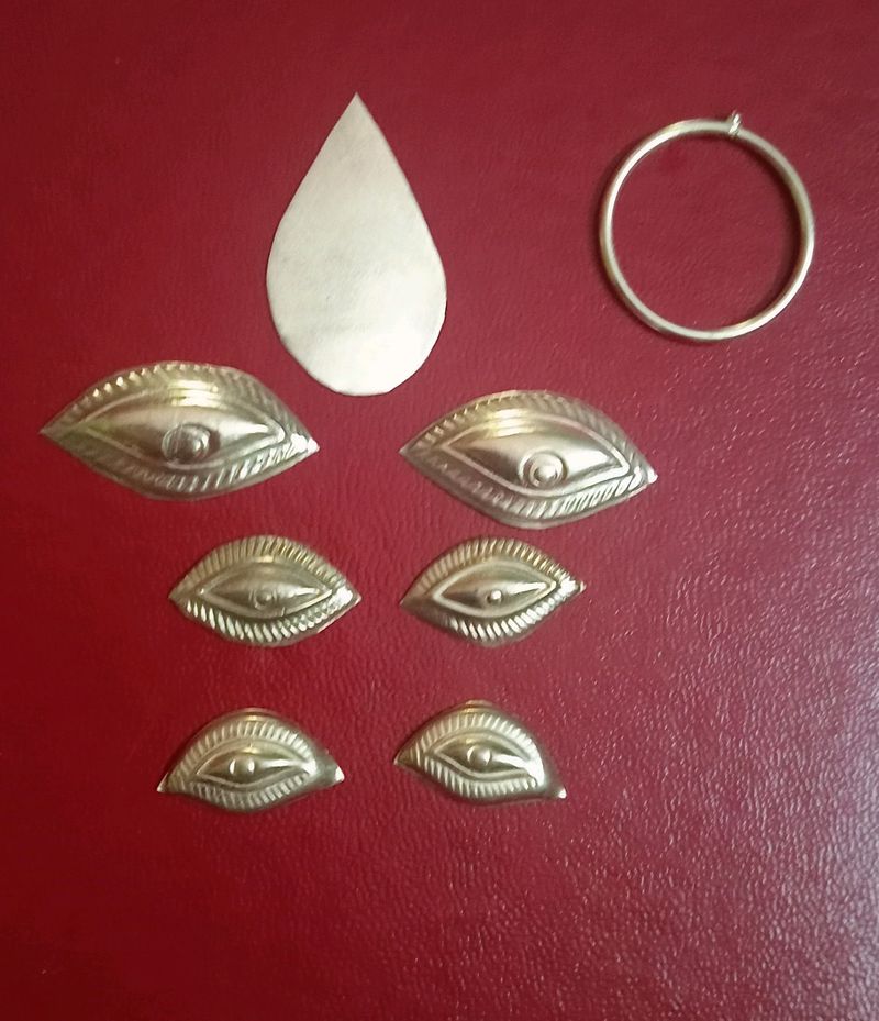 Pure Silver Eyes Set Of 3 One Bindi, 1 Ring Free