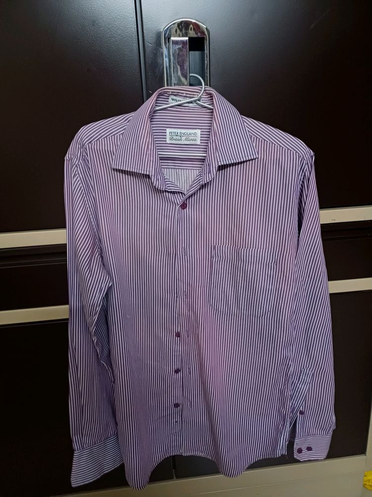 Peter England Slim Fit Shirt . Size 39