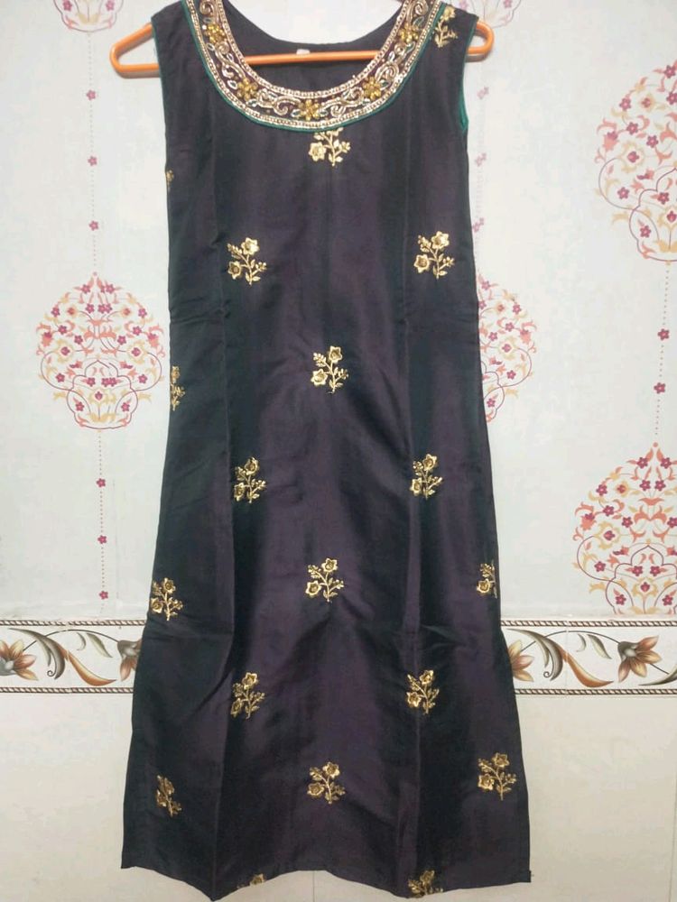 Women Kurta Set With Dupatta