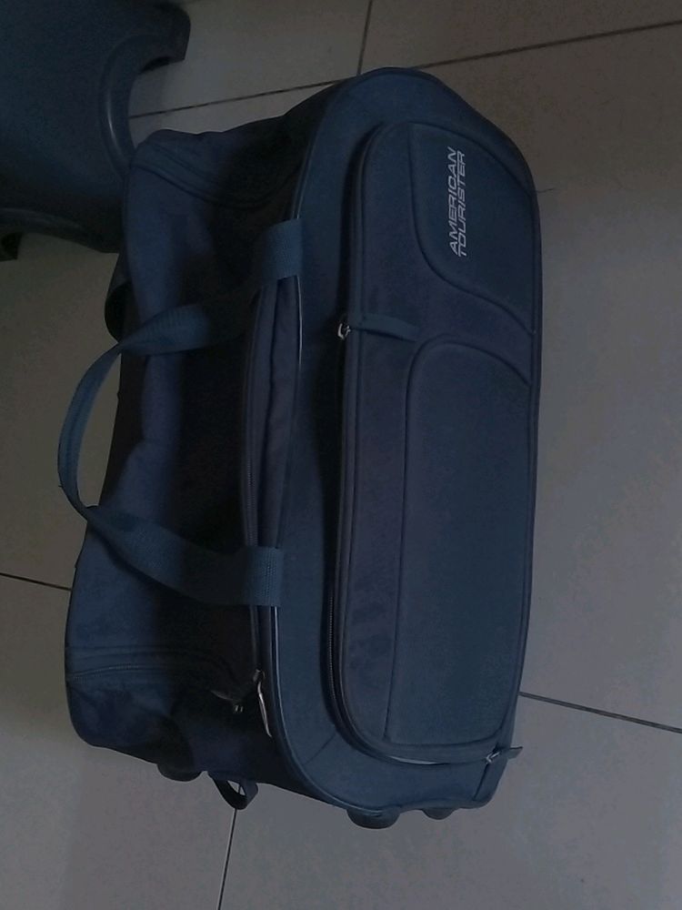 American Tourister Strolley Bag