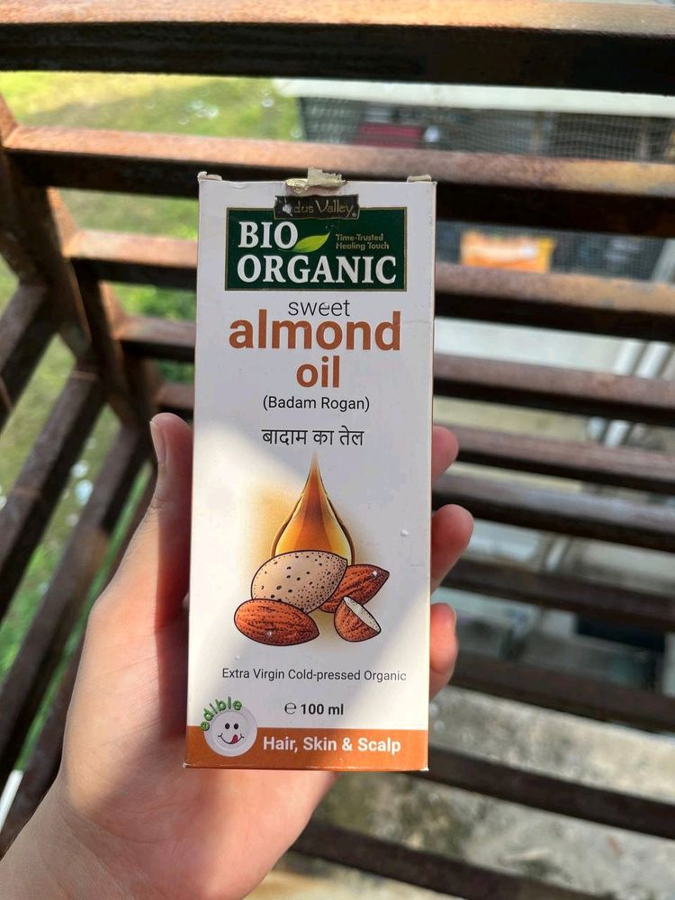 INDUS VALLEY Bio Organic Cold Pressed Almond Oil