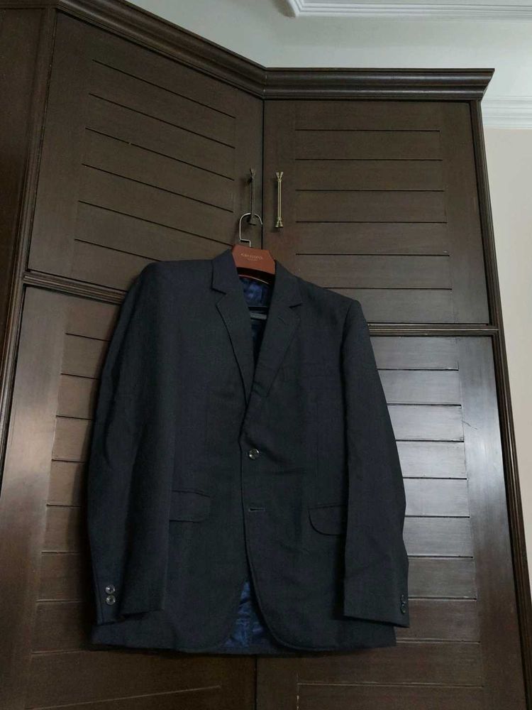 Men Raymond Fully Stitched Wool Grey 3 Piece Suit