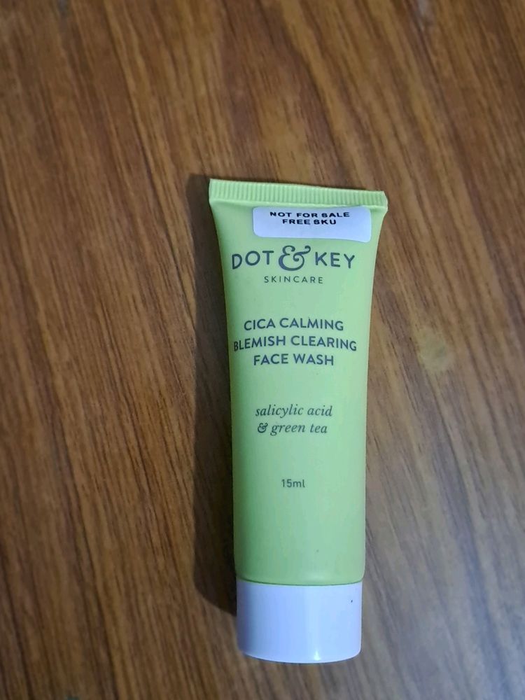 Dot And Key Facewash