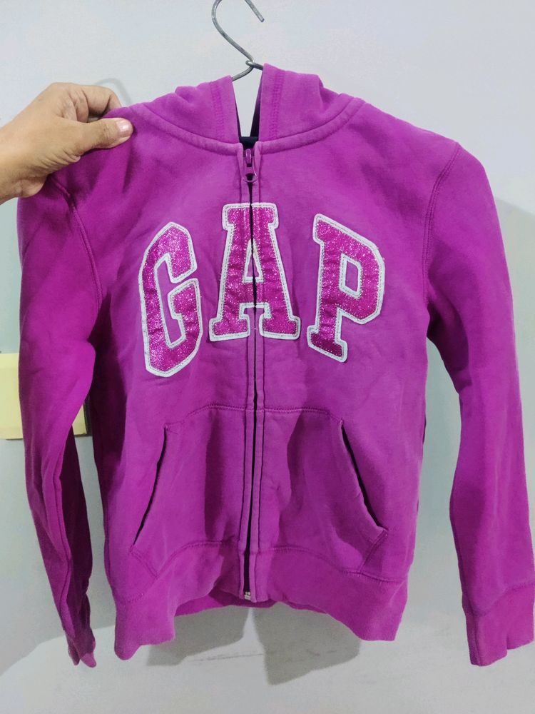 GAP Sweatshirt