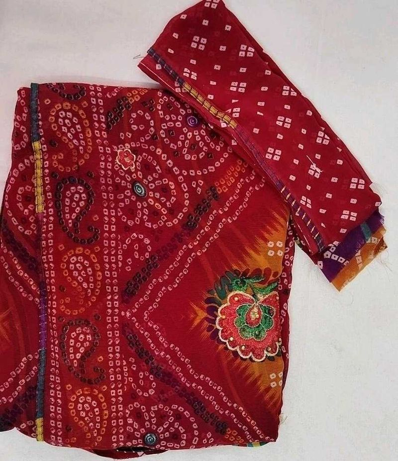 Red Bandhej Saree With Blouse