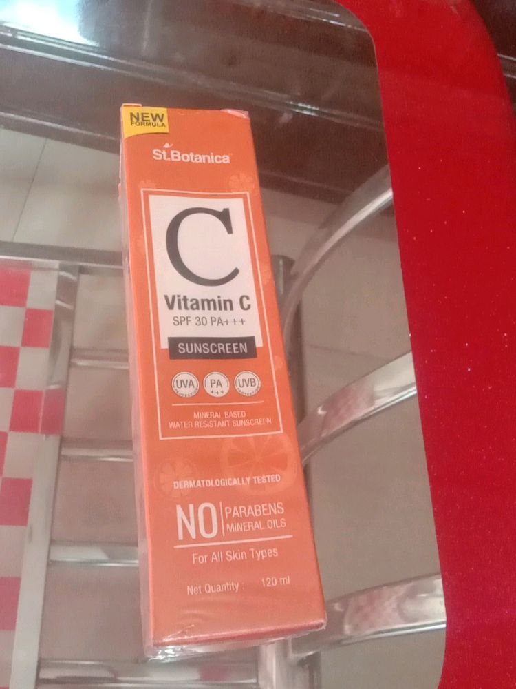 St.Botanica Vitamin C Sunscreen Used Only 1 Time