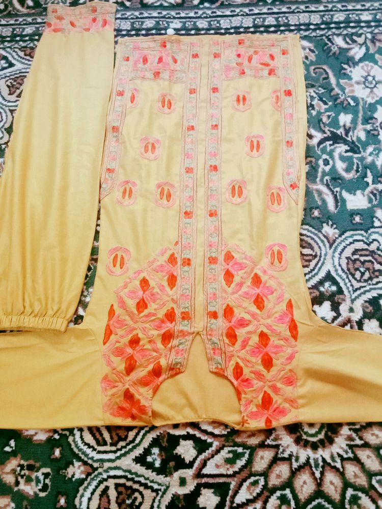 I Was Selling Kurti Set