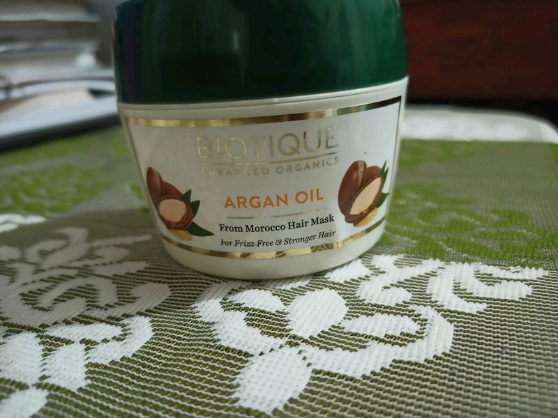 Biotique Argon Oil Hair Mask