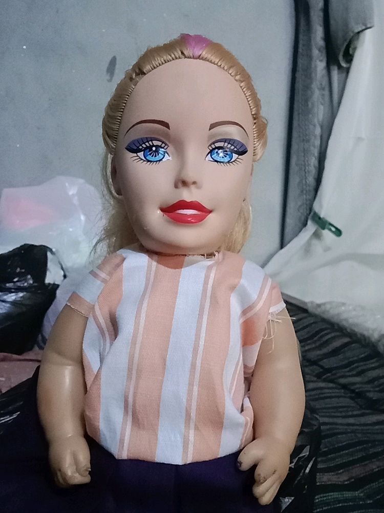 Barbi doll