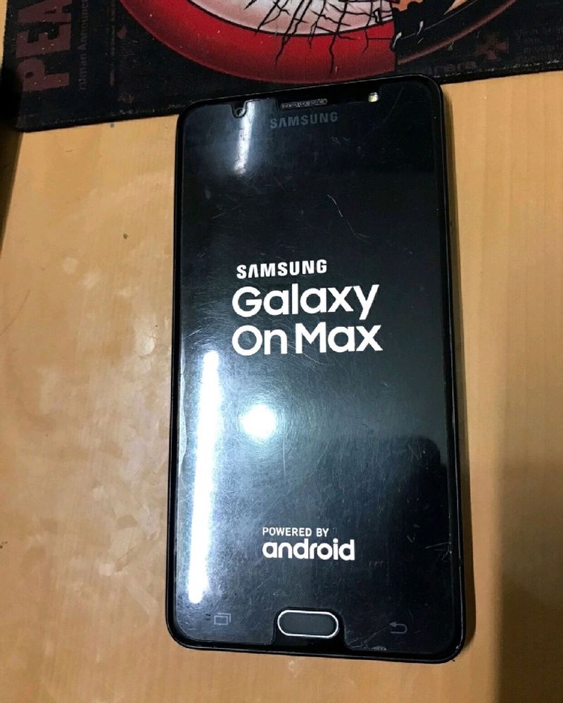 Galaxy J7 MAX 4 GB RAM