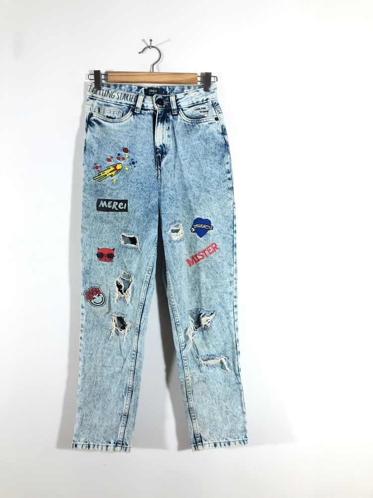 Blue Ripped Jeans (Women’s)