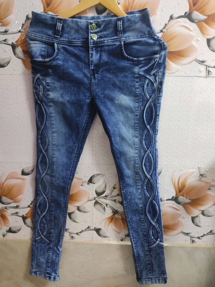 Stylish Jeans For Women