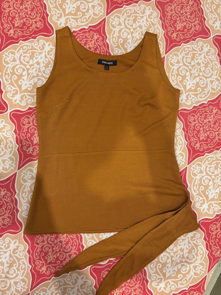 Trends New Brown Top With Knot