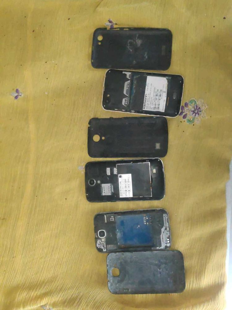 OLD PHONES DEAD OR ALIVE DON'T KNOW