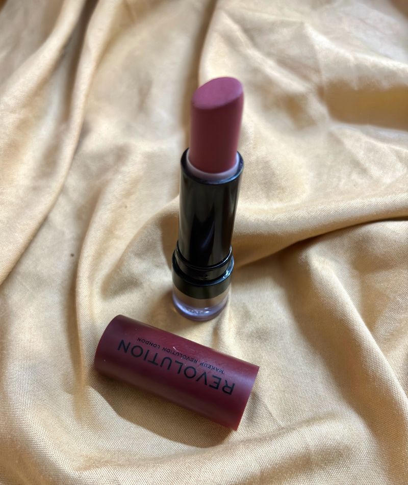 Makeup Revolution Matt Lipstick