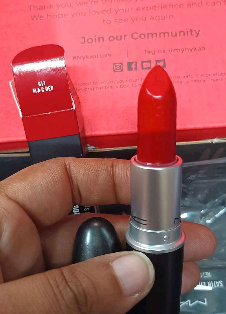 UNUSED ORIGINAL BRAND NEW MAC SATIN LIPSTICK