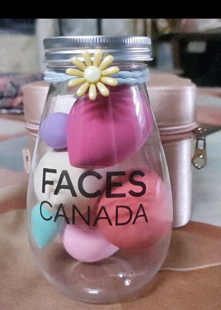 Faces Canada 6 In 1 Beauty Blender