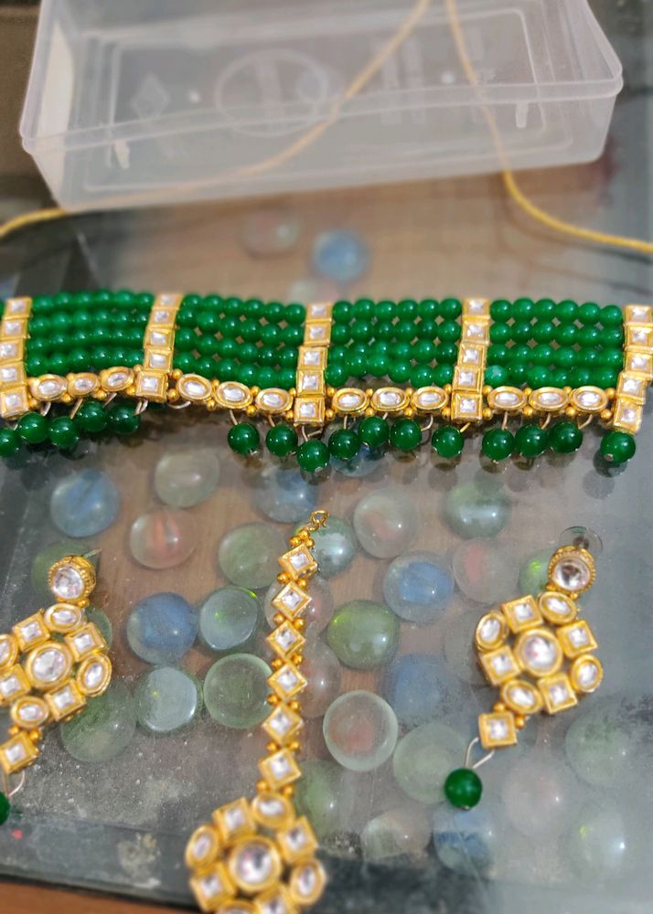 Kundan Choker