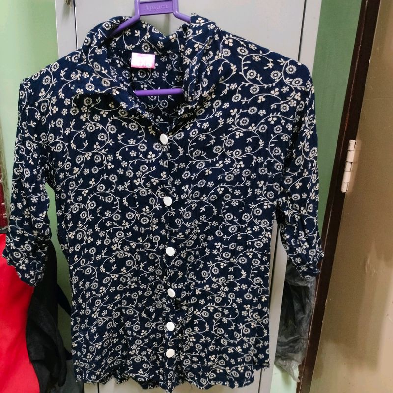 blue shirt  in good condition 👍