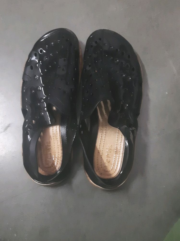 Men's Crocs Chappal