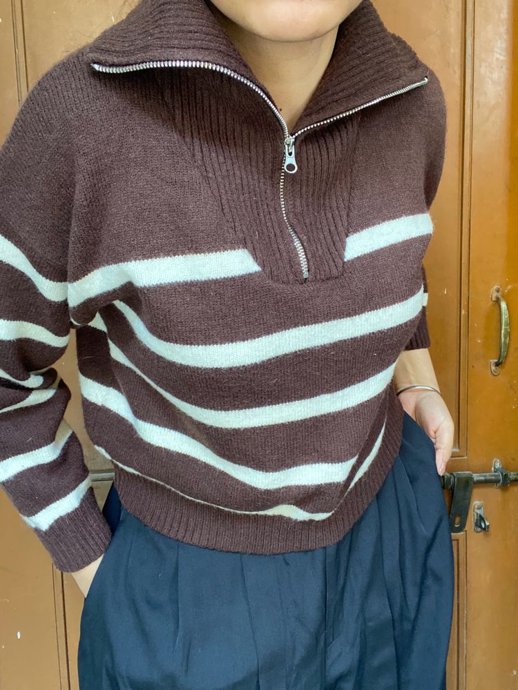 Brown Sweater Size S/M