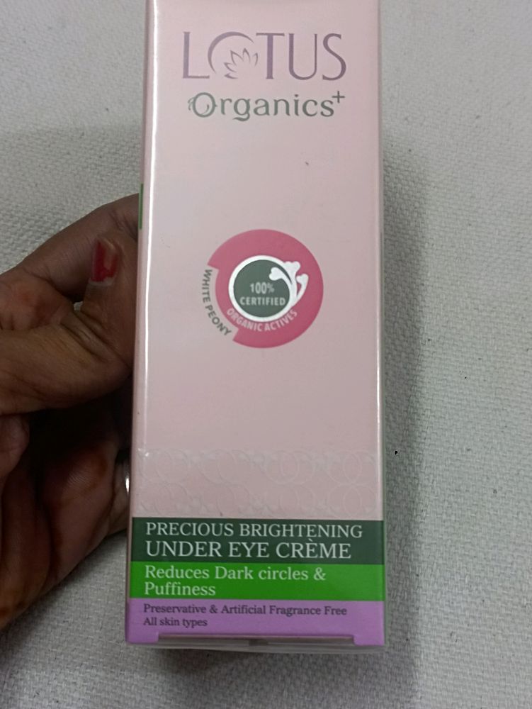 Lotus Organic Under Eye Cream