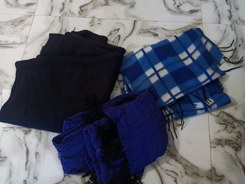 Combo Of Woollen Stoles And Muffler