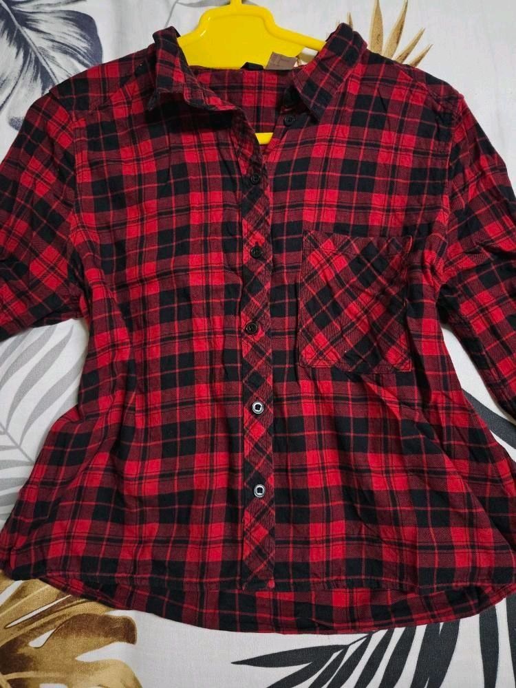 H&M Checkered Crop Shirt