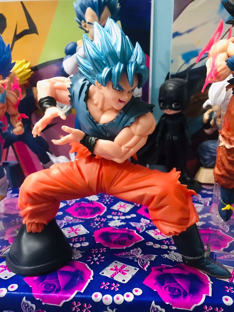 Blue Hair Goku Dbz Action Figure 20 Cm